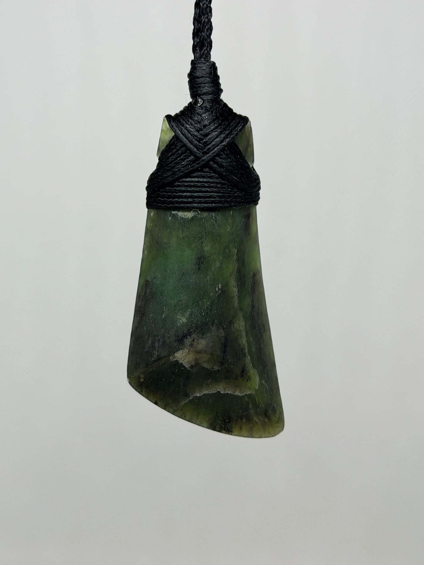 Hapopo Pounamu Curved Toki (Adze)-Carved by Hemi