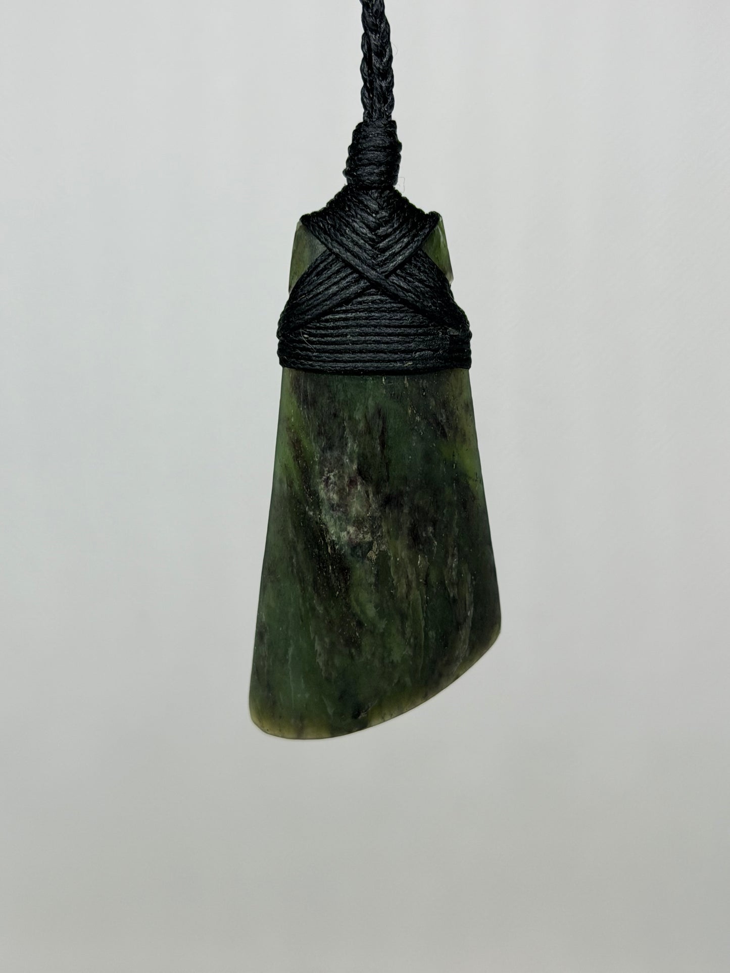 Hapopo Pounamu Curved Toki (Adze)-Carved by Hemi